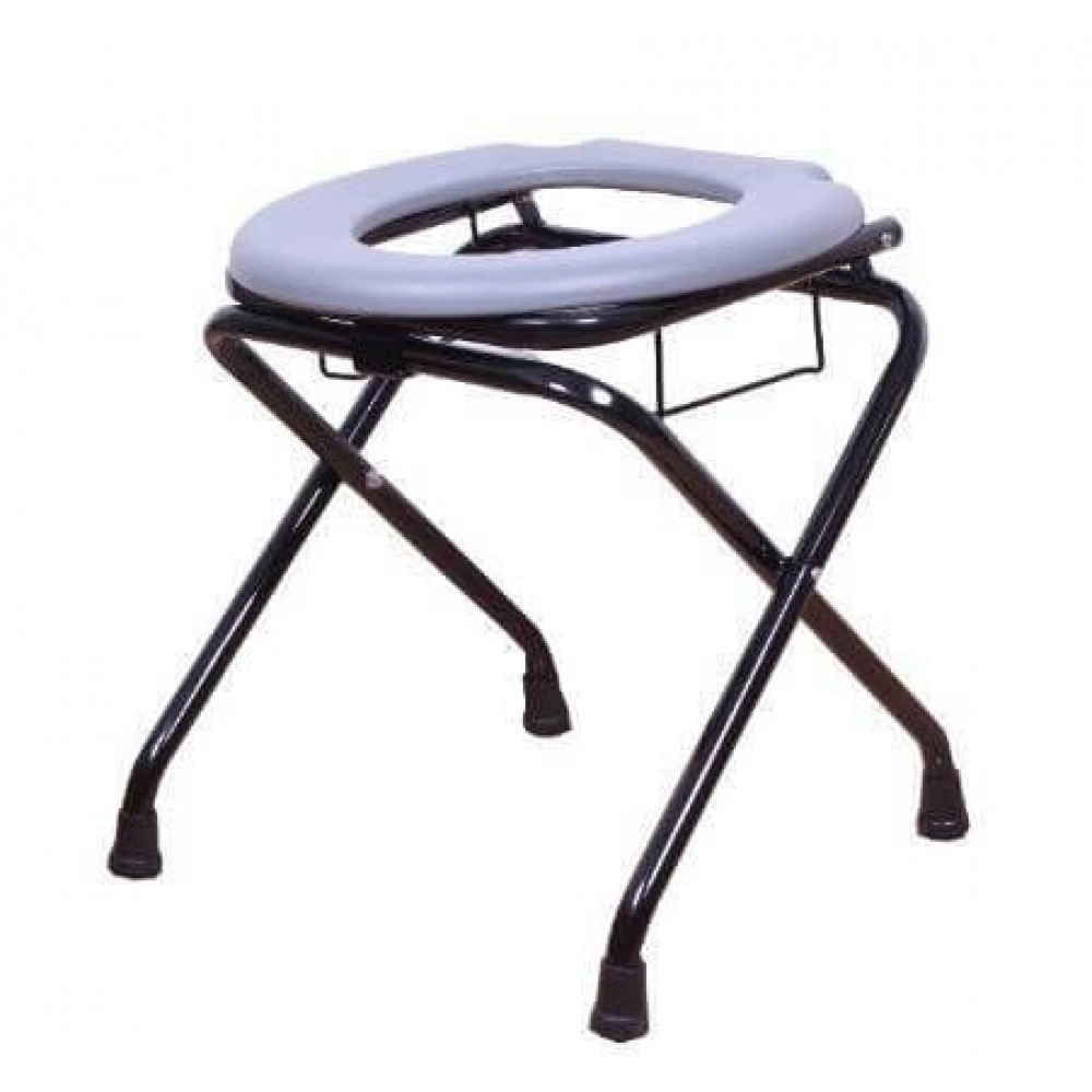 Karma Ryder 220 CMD- RC PWHT Commode chair