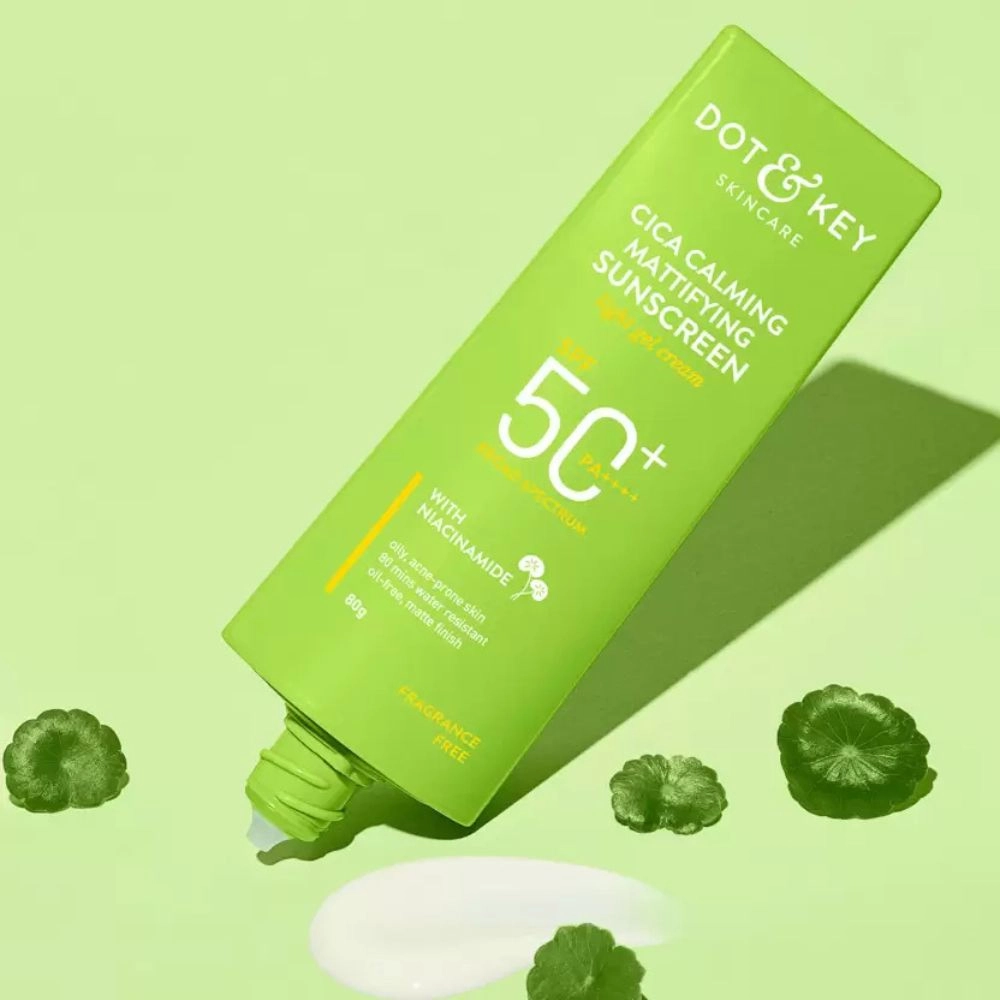 Dot & Key Cica & Niacinamide Mattifying Sunscreen SPF 50+ PA++++ 80g