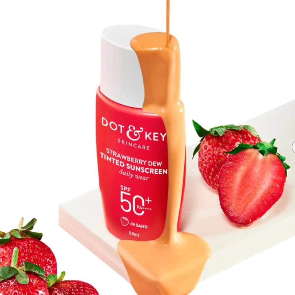 Dot & Key Strawberry Dew Tinted Sunscreen (Sand Shade) SPF 50+ PA++++ 50ml